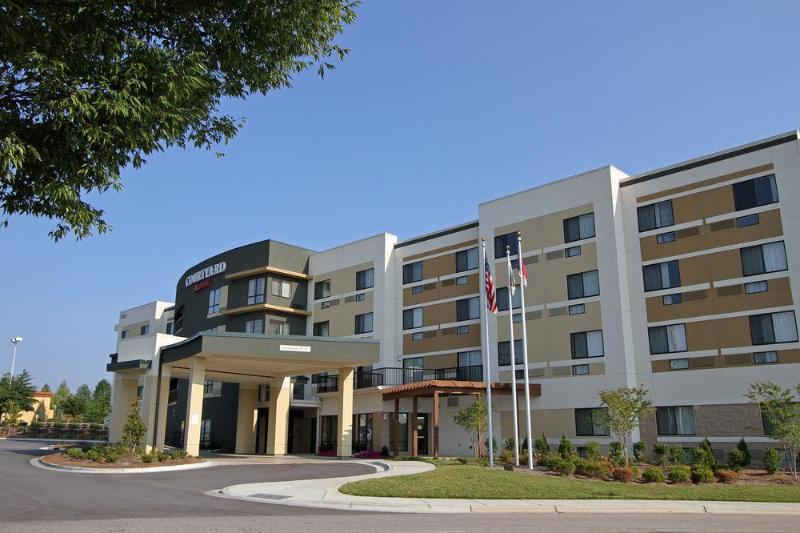 Готель Courtyard By Marriott Raleigh North/Triangle Town Center Екстер'єр фото